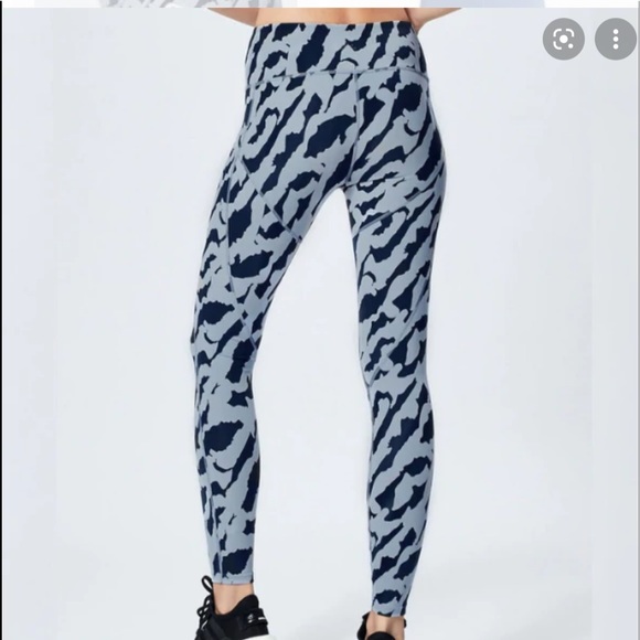 Varley Duncan Lolux Flint Shards Leggings - Picture 4 of 9